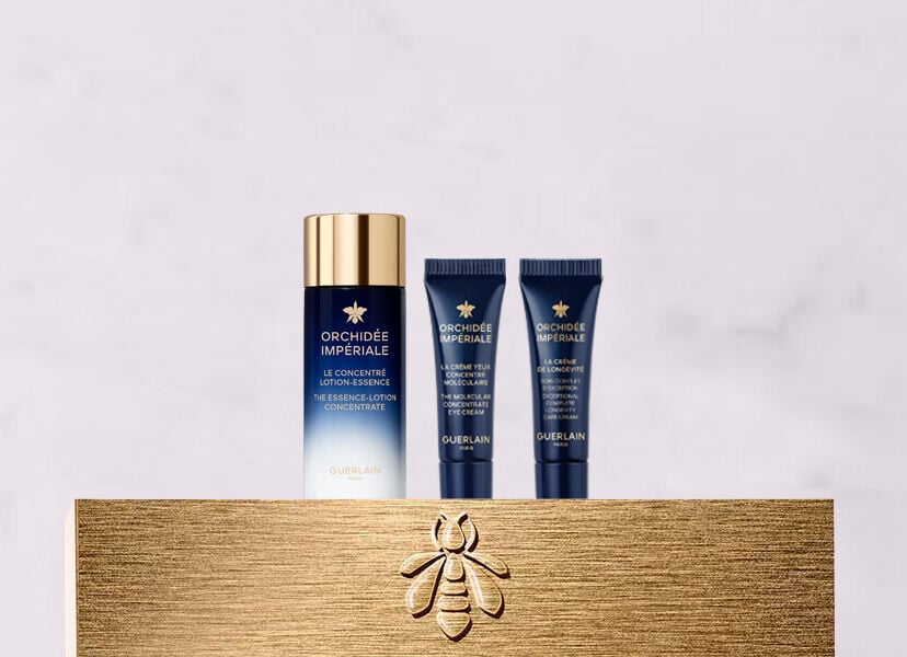 GUERLAIN ネイビーポーチ　ノベルティ、サンプル詰め合わせ GUERLAIN ネイビーポーチ ノベルティ、サンプル詰め合わせ GUERLAIN